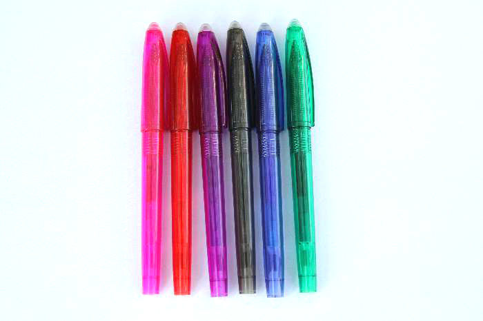 Custom Logo 20 Colors 0.5mm / 0.7mm Erasable Gel Pens With Steal Allow Tip
